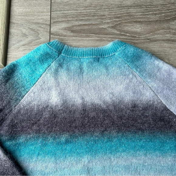 BB DAKOTA by Steve Madden  Ladies Ombre Wool Sweater - Picture 14 of 16